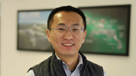 Yongtao Liu cropped.jpg