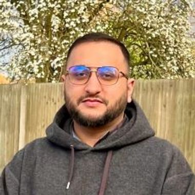 Safe  Khan