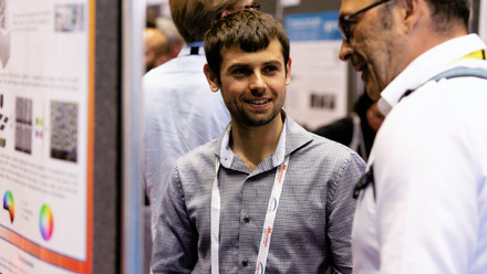 Poster presenter.jpg