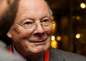 Peter Evennett cropped.jpg